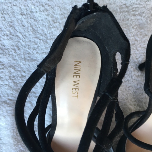 Fabulous heels - Picture 2 of 4